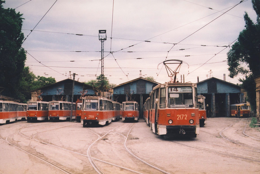 Днепр, 71-605А № 2209; Днепр, 71-605 (КТМ-5М3) № 2121; Днепр, 71-605 (КТМ-5М3) № 2159; Днепр, 71-605 (КТМ-5М3) № 2134; Днепр, 71-605 (КТМ-5М3) № 2172; Днепр — Исторические фотографии: Серии иностранных авторов; Днепр — Территория трамвайных депо