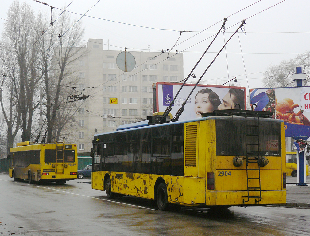 Kijevas, LAZ E183D1 nr. 2904