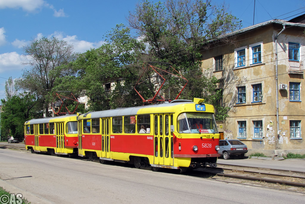Волгоград, Tatra T3SU № 5828; Волгоград, Tatra T3SU № 5829