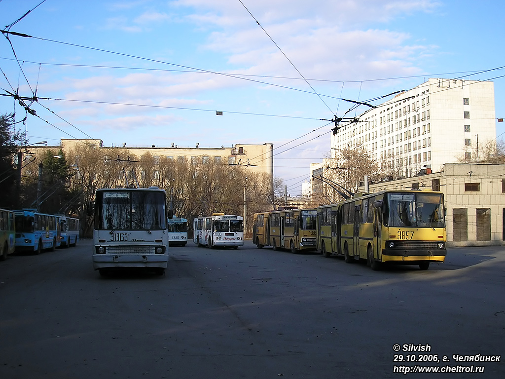 Chelyabinsk, Ikarus 280.93 č. 3857; Chelyabinsk, Ikarus 280.93 č. 3863; Chelyabinsk — End stations and rings