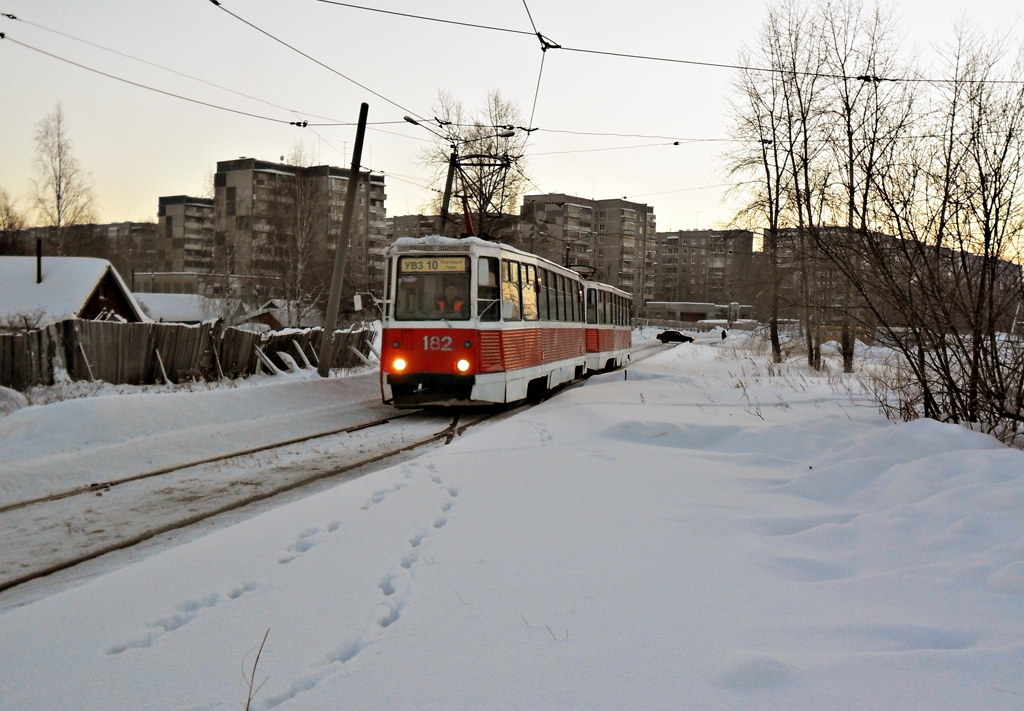 Нижний Тагил, 71-605 (КТМ-5М3) № 182