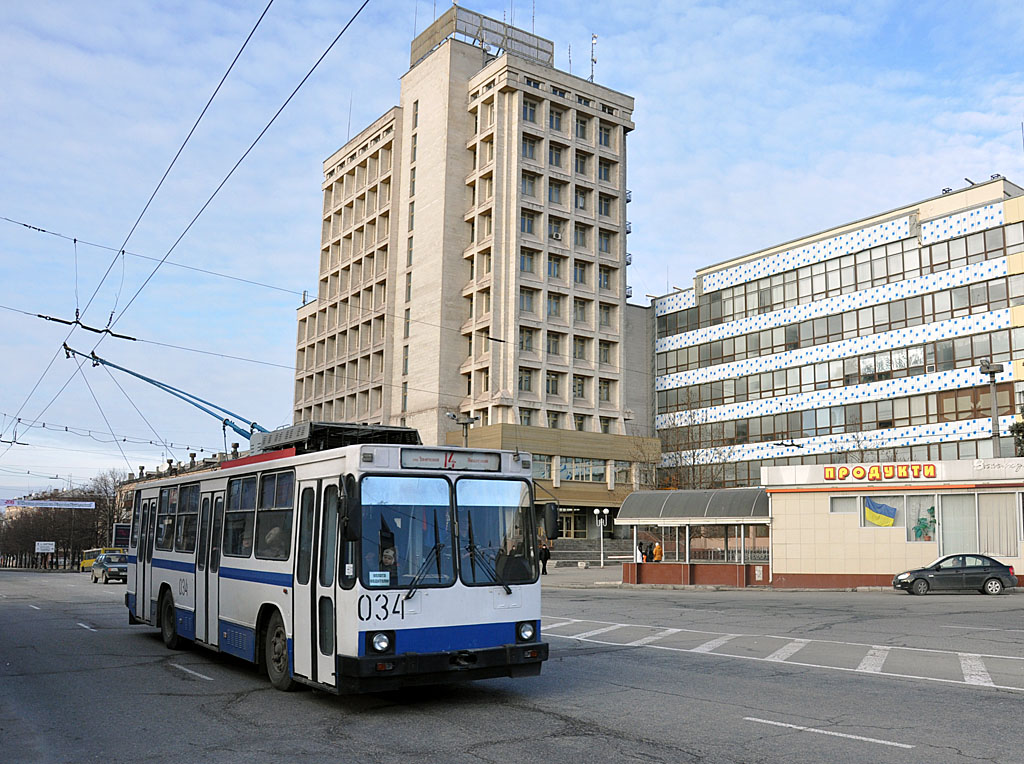 Запорожье, ЮМЗ Т2 № 034