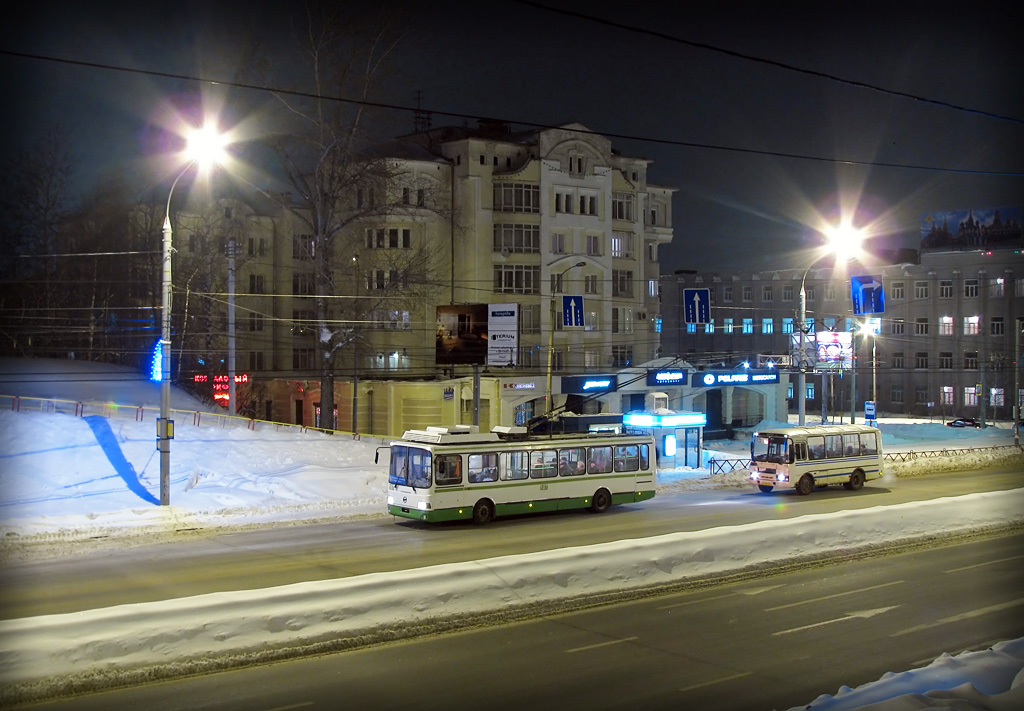 Ярославль, ЛиАЗ-5280 (ВЗТМ) № 107