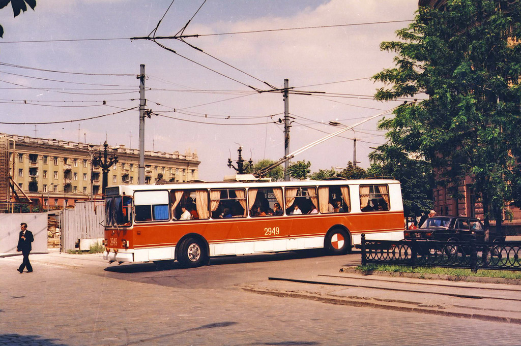 Днепр, ЗиУ-682В-012 [В0А] № 2949; Днепр — Исторические фотографии: Серии иностранных авторов