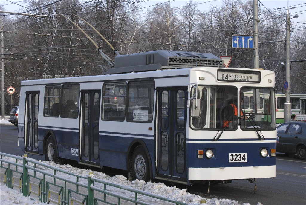 Москва, ЗиУ-682ГМ1 (с широкой передней дверью) № 3234