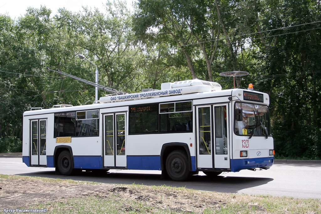 Стерлитамак, БТЗ-52764Р № 1321