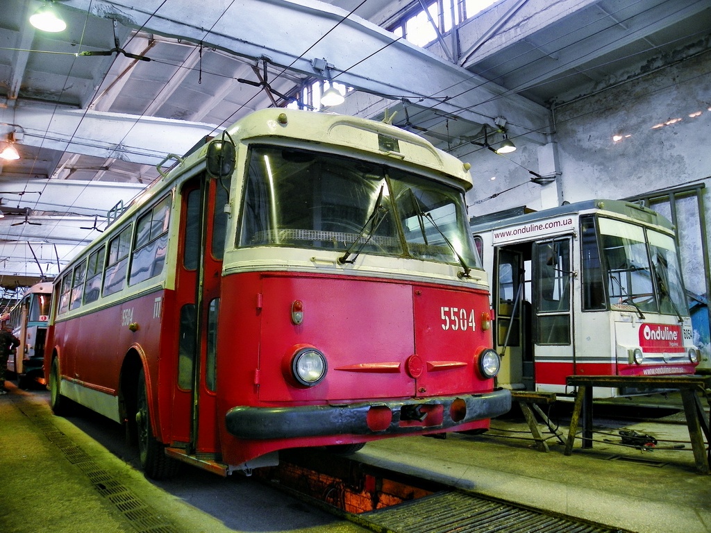 Крымский троллейбус, Škoda 9Tr19 № 5504