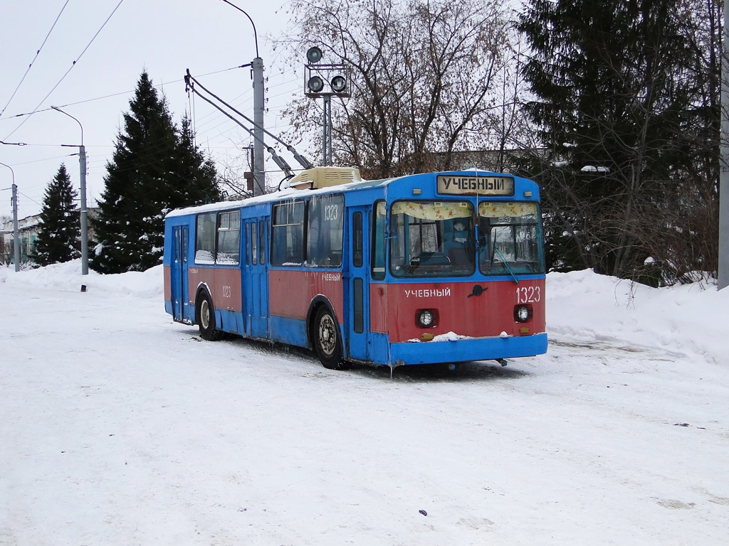 Казань, ЗиУ-682В № 1323