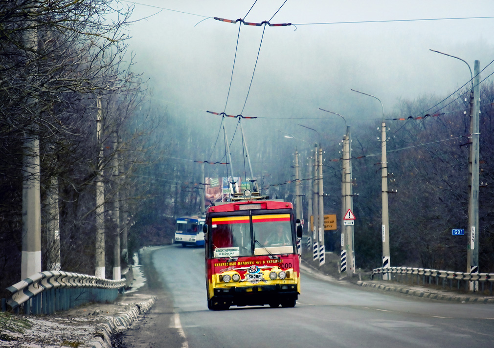 Крымский троллейбус, Škoda 14Tr02/6 № 2000