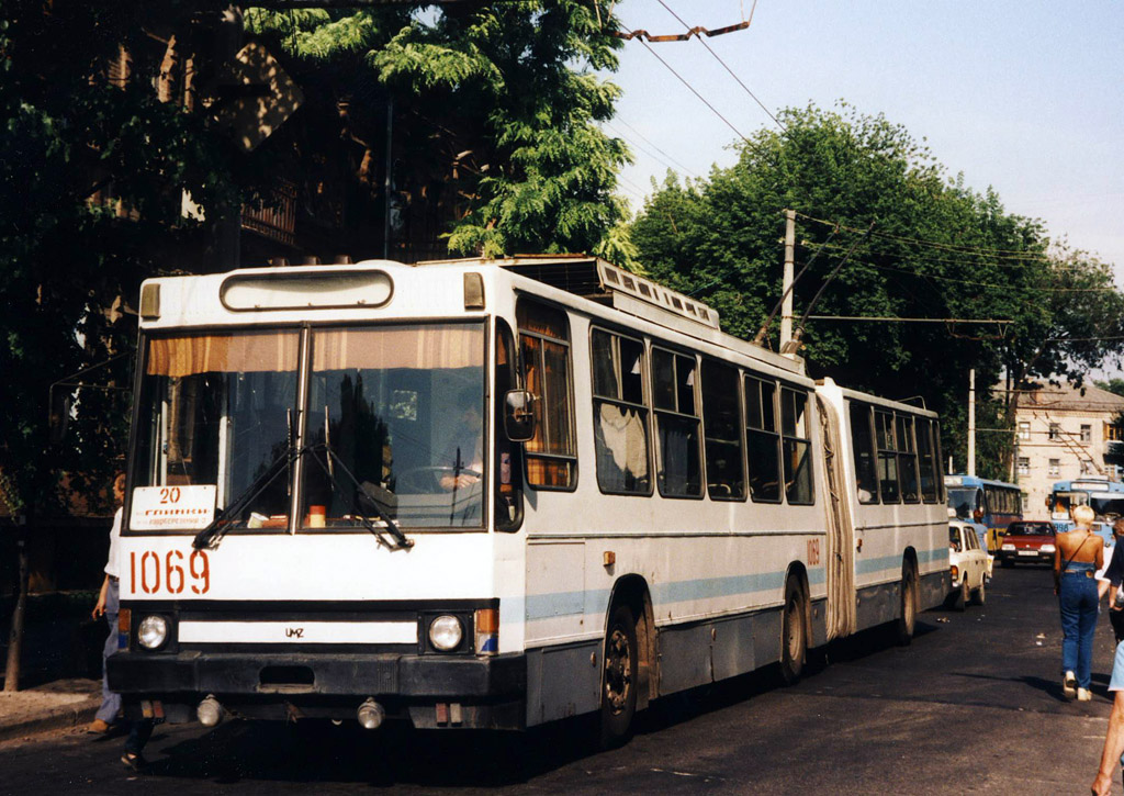 Dnipras, YMZ T1 nr. 1069; Dnipras — Old photos: Shots by foreign photographers