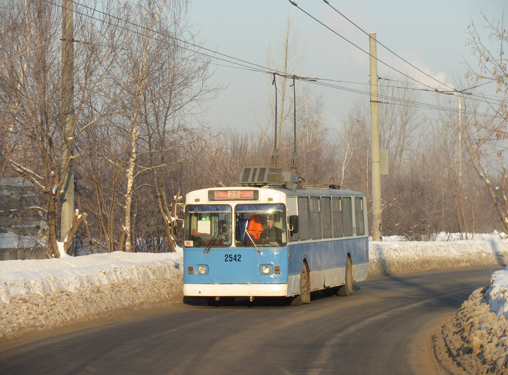 Нижний Новгород, Нижтролл (ЗиУ-682В) № 2542