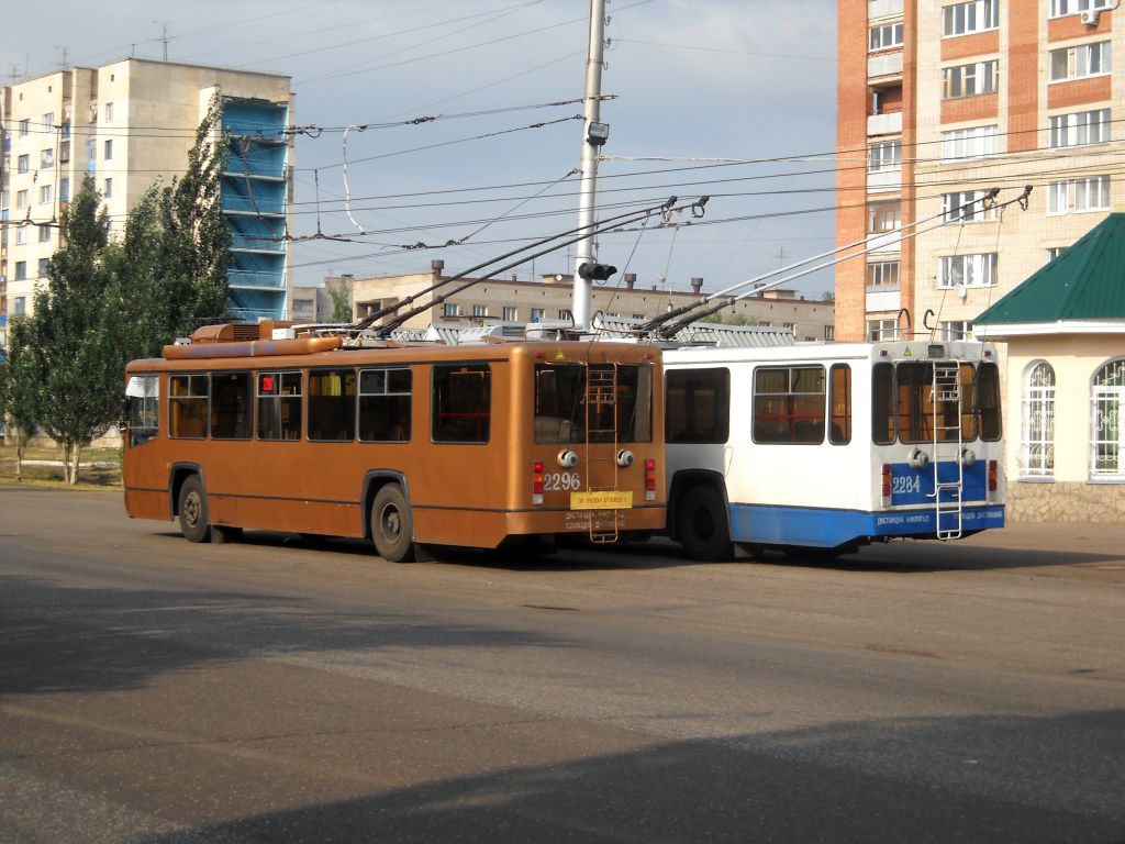 Стерлитамак, БТЗ-52761Р № 2296; Стерлитамак, БТЗ-5276-04 № 2284 Стерлитамак, БТЗ-52761Р № 2296; Стерлитамак, БТЗ-5276-04 № 2284