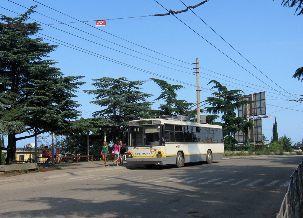 Крымский троллейбус, Киев-12.04 № 8200 Крымский троллейбус, Киев-12.04 № 8200