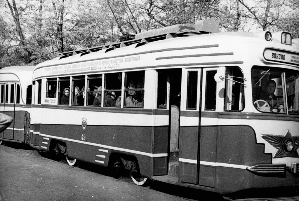 Днепр, КТП-1 № 409; Днепр, КТМ-1 № 49; Днепр — Исторические фотографии: Трамвай