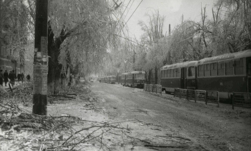 Odessa, Tatra T3SU (2-door) № 3154; Odessa — 03.12.1988 — Freezing Rain and Its Aftermath