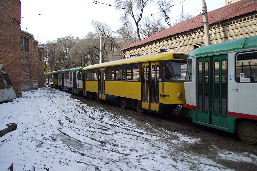 Дніпро — Прибуття вагонів з Німеччини (2011); Дніпро — Територія вагоноремонтних майстерень