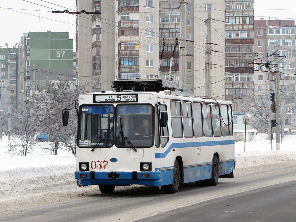 Сумы, ЮМЗ Т2 № 037