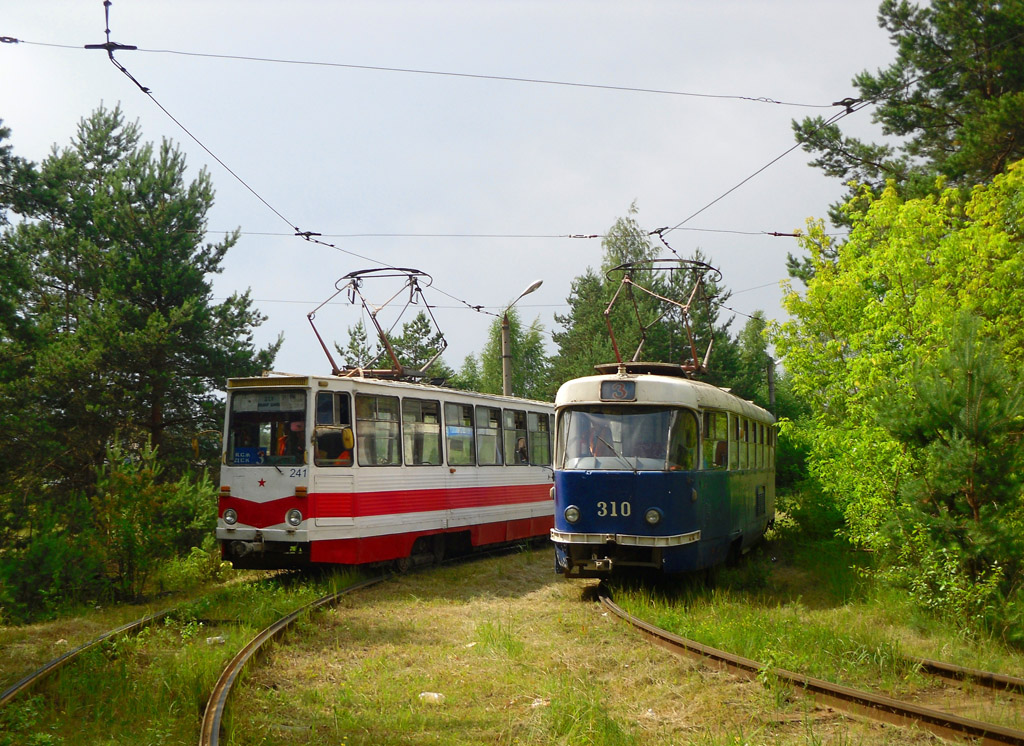 Тверь, 71-605А № 241; Тверь, Tatra T3SU № 310; Тверь — Трамвайные конечные станции и кольца