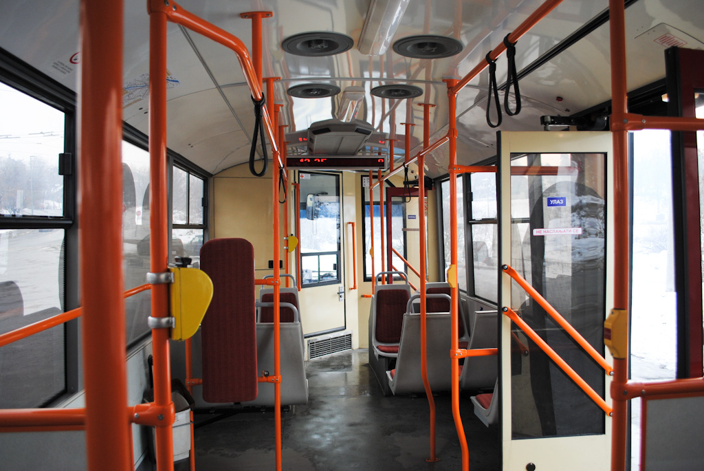 Белград, БКМ 32100C № 2049