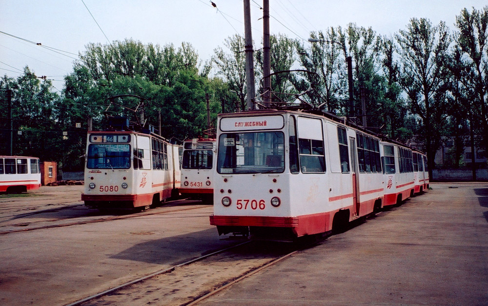Санкт-Петербург, 71-88Г (23М0000) № 5706; Санкт-Петербург, ЛВС-86М № 5080