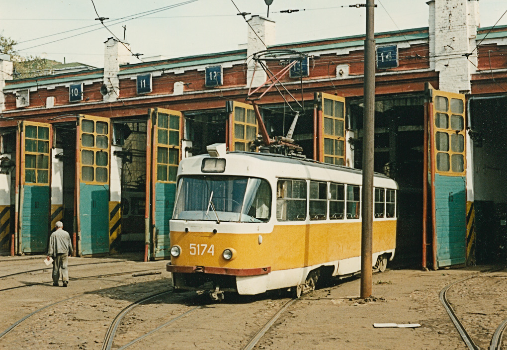 Москва, Tatra T3SU № 5174