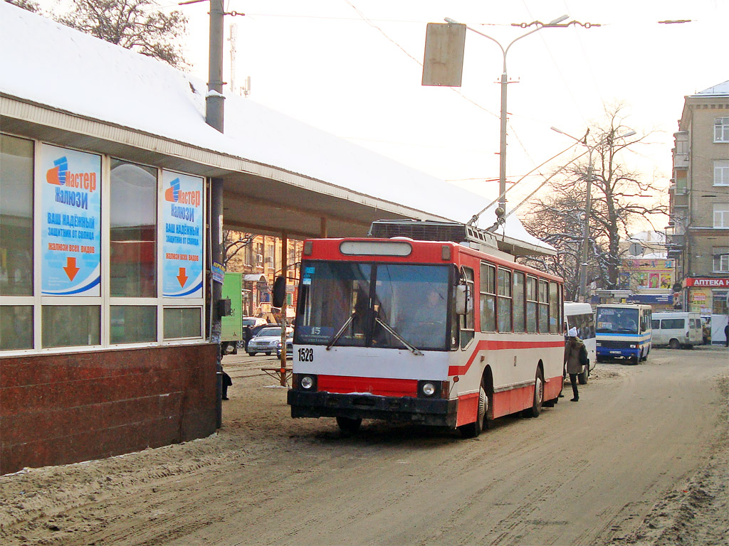 Днепр, ЮМЗ Т2 № 1528