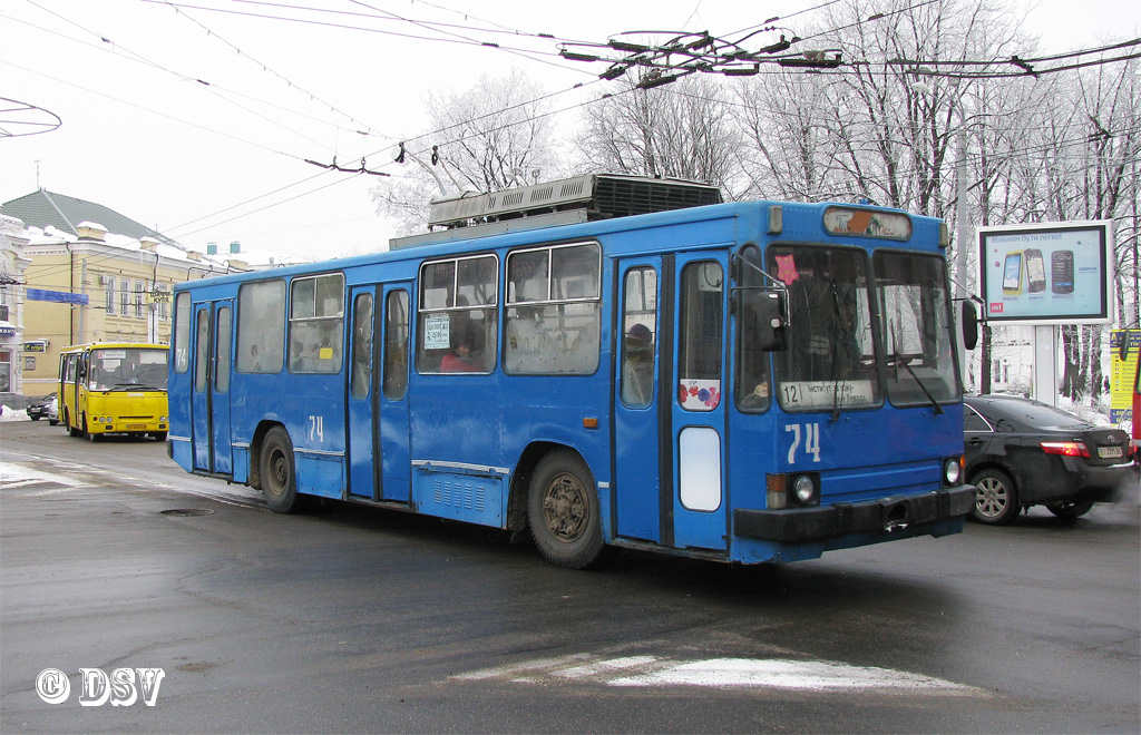 Полтава, ЮМЗ Т2 № 74