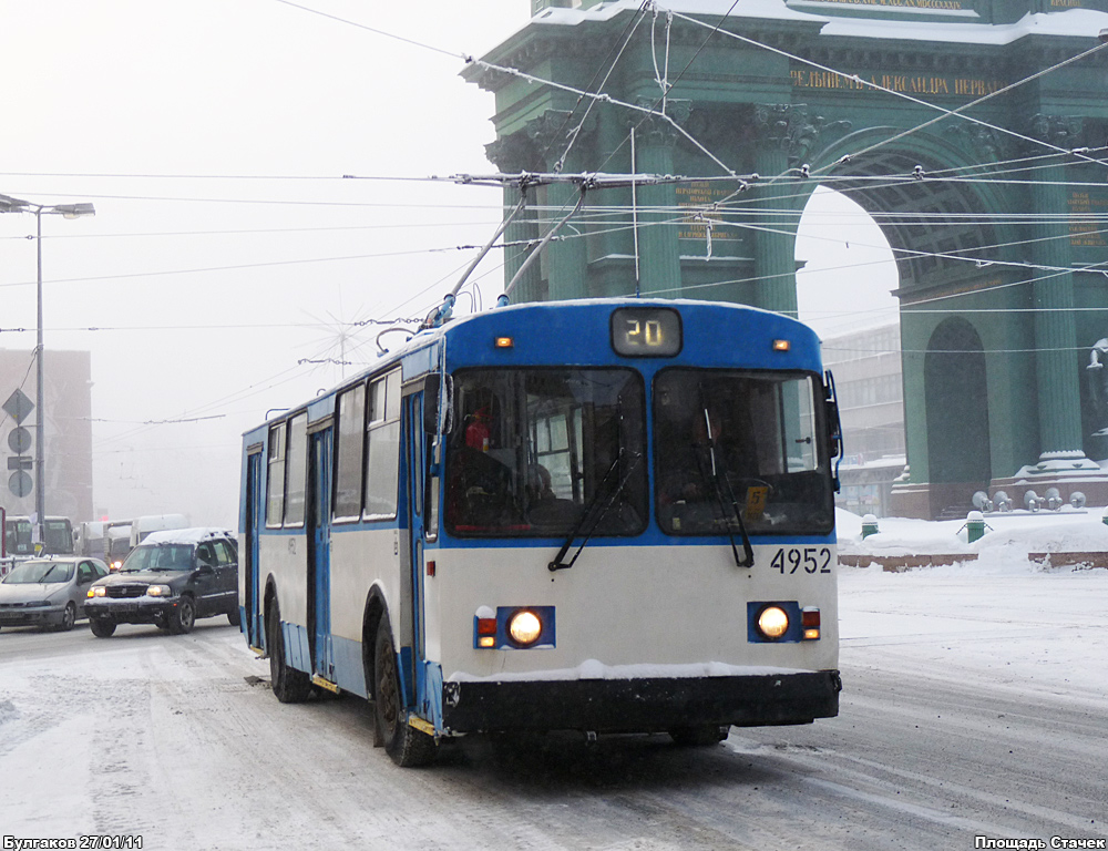 Санкт-Петербург, ЗиУ-682Г-018 [Г0Р] № 4952