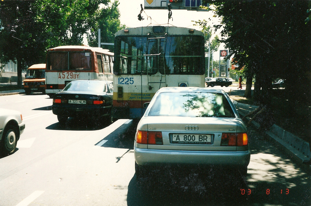Almaty, ZiU-682G00-EM Br. 1225