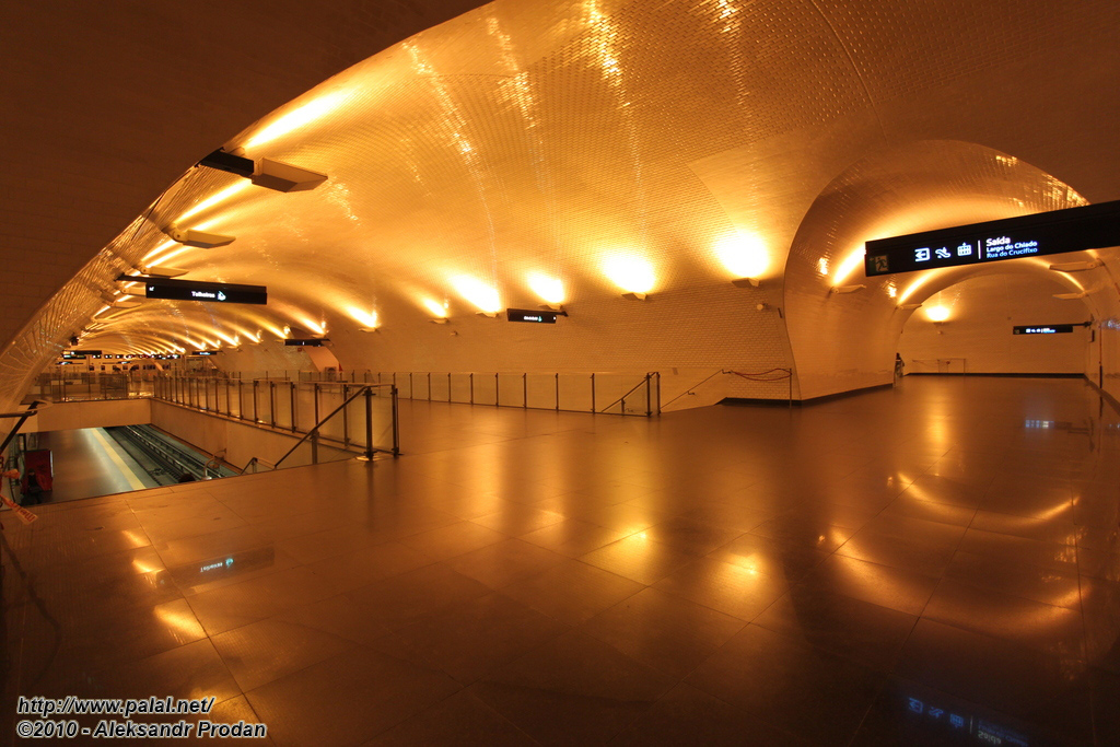 Лиссабон агломерациясы — Metro: Linha Azul (Blue Line); Лиссабон агломерациясы — Metro: Linha Verde (Green Line)