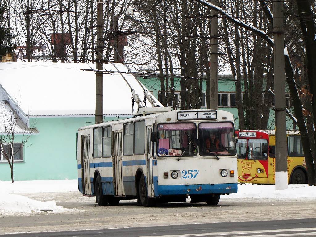 Сумы, ЗиУ-682В-012 [В0А] № 257