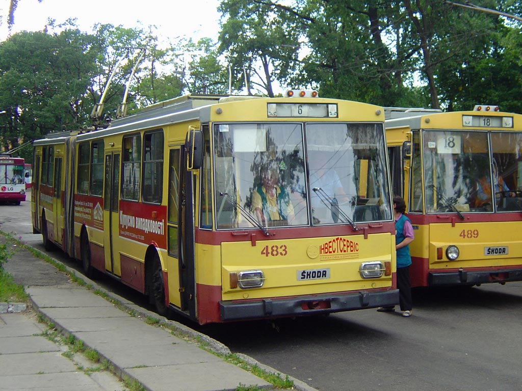 Киев, Škoda 15Tr03/6 № 483