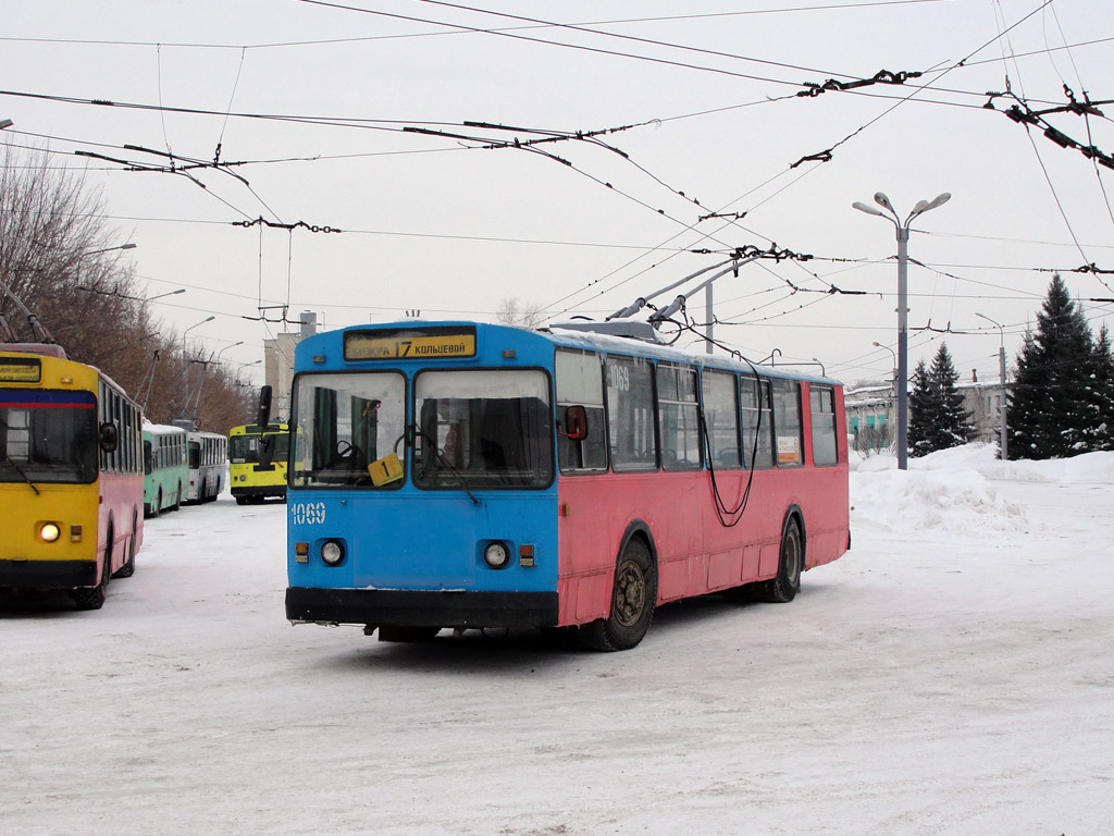 Казань, ЗиУ-682Г [Г00] № 1069