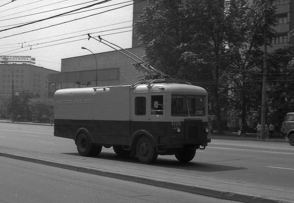Москва, ТГ-3М № 1225
