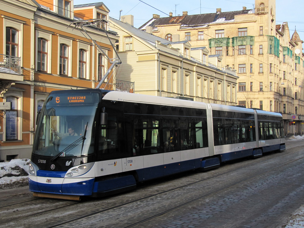 Рига, Škoda 15T ForCity Alfa Riga № 57038