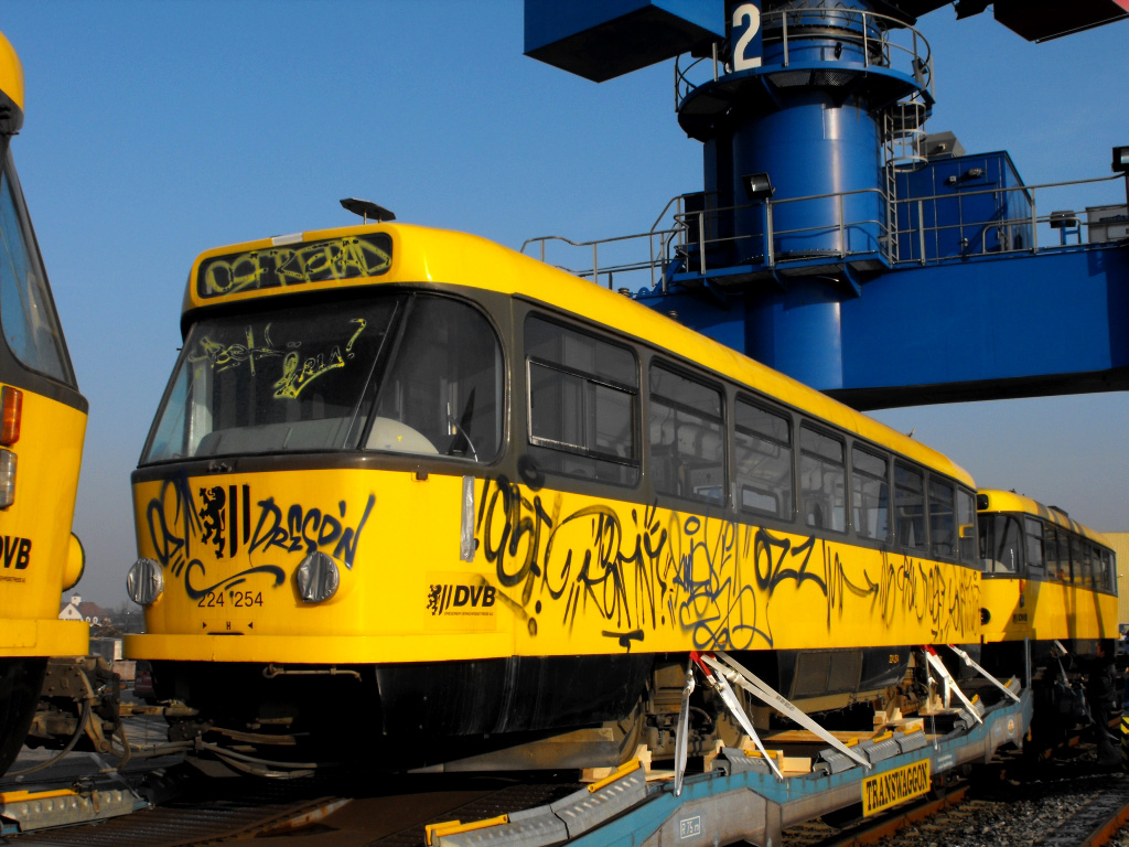 Дрезден, Tatra T4D-MT № 224 254; Дрезден — Отправка трамваев Tatra в Восточную Европу