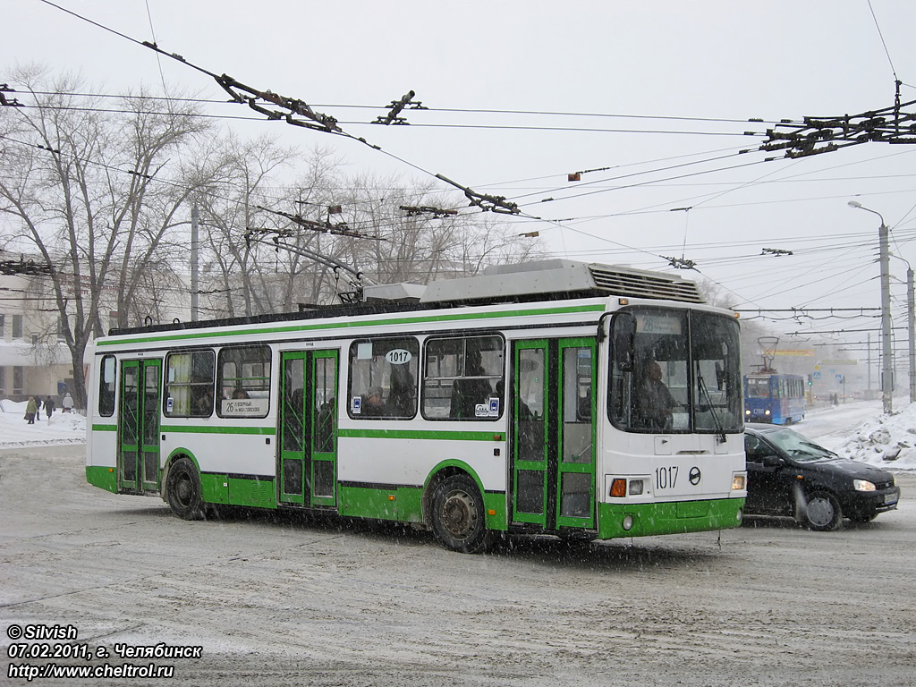 Челябинск, ЛиАЗ-5280 (ВЗТМ) № 1017