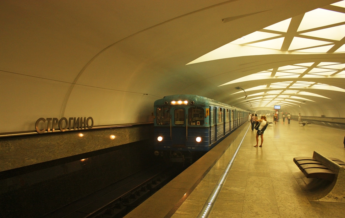 Москва — Метрополитен — [3] Арбатско-Покровская линия; Москва — Метрополитен — Подвижной состав — Еж/Ем-508/Ем-509