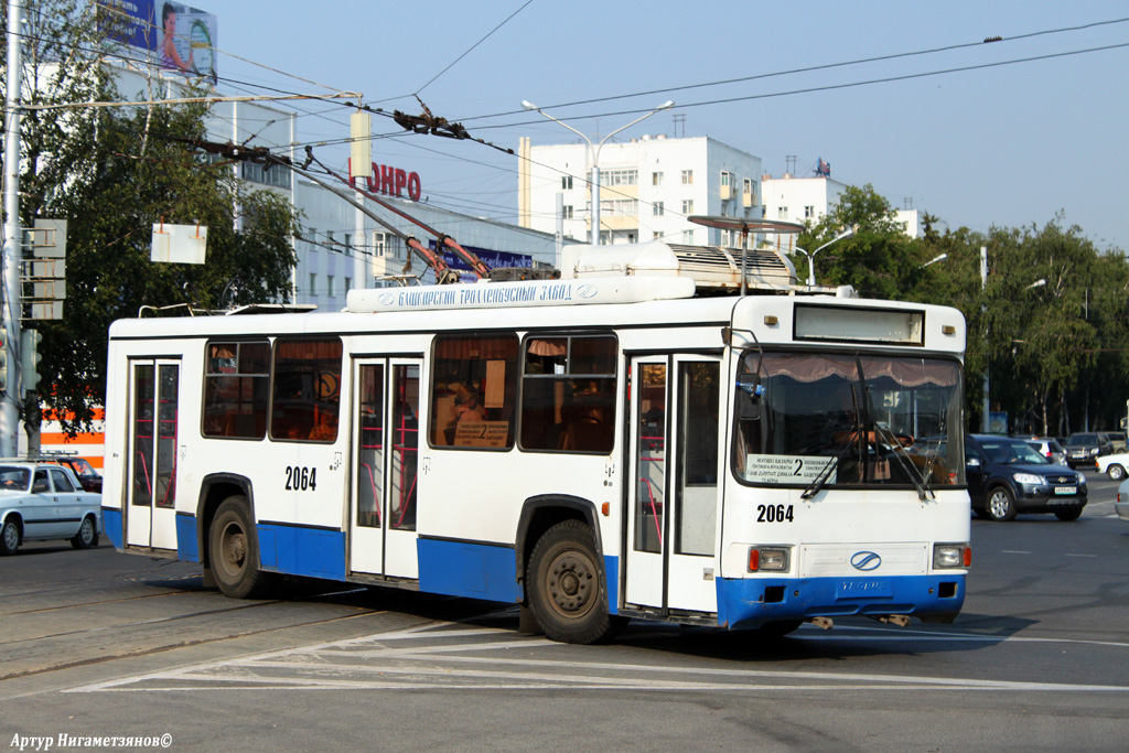 Уфа, БТЗ-52761Р № 2064