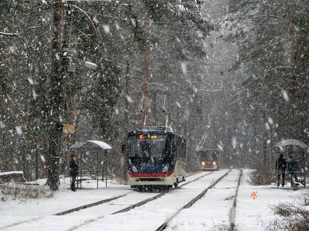 Киев, К1 № 324; Киев — Покатушки 12.02.2011 на вагонах К1 и К1М8; Киев — Трамвайные линии: Подольская сеть — север
