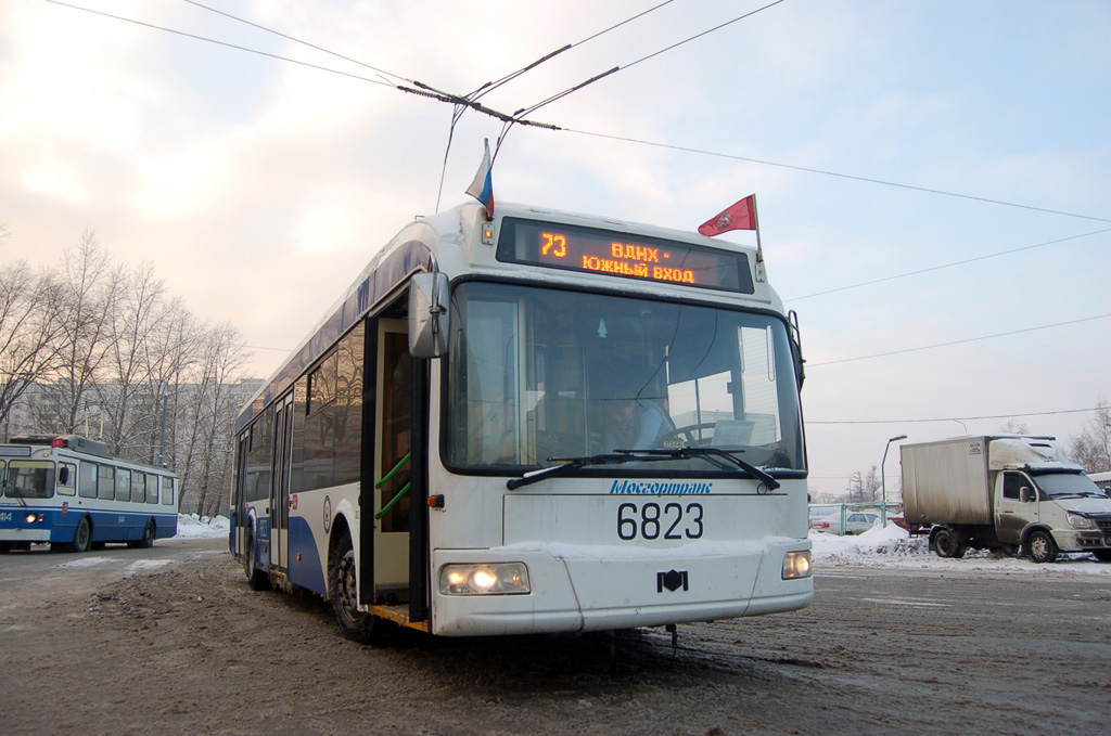 Москва, БКМ 321 № 6823