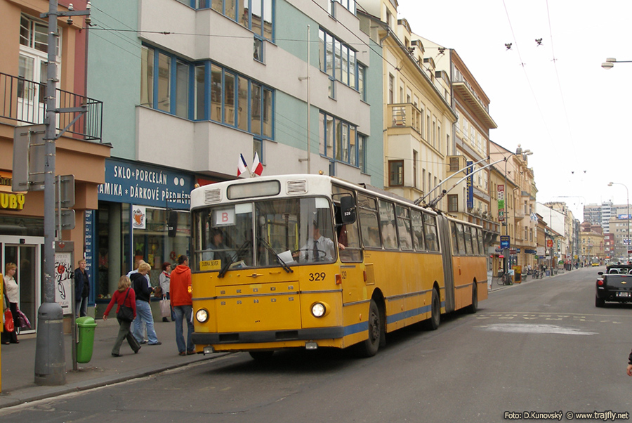 Пардубице, Škoda Sanos S 200 Tr № 329