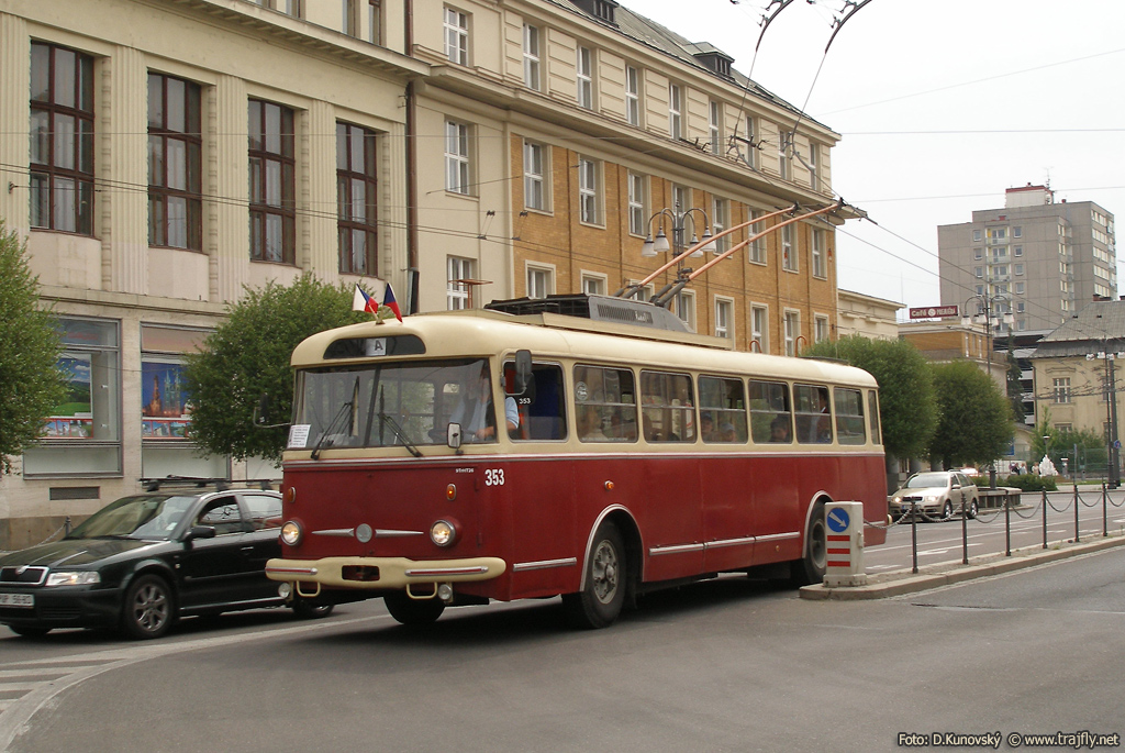 Pardubice, Škoda 9TrHT26 Nr 353 Pardubice, Škoda 9TrHT26 Nr 353