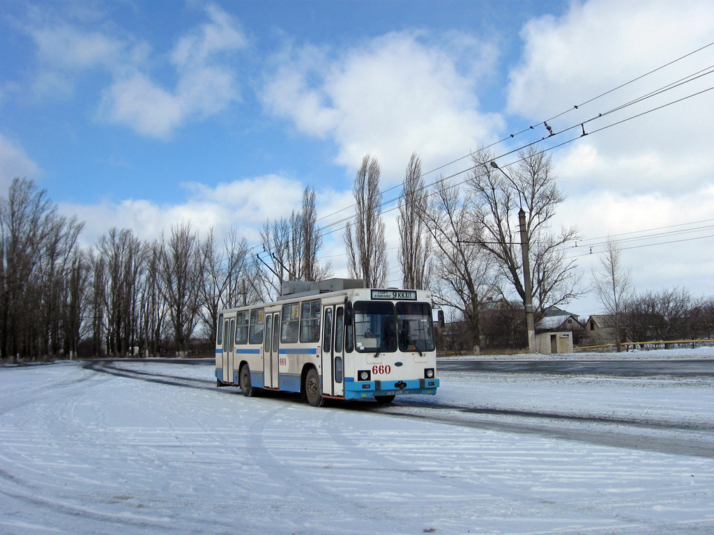 Кривой Рог, ЮМЗ Т2 мод. 7 № 660