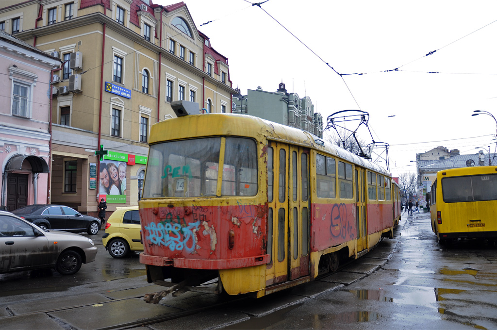 Киев, Tatra T3SU № 5823