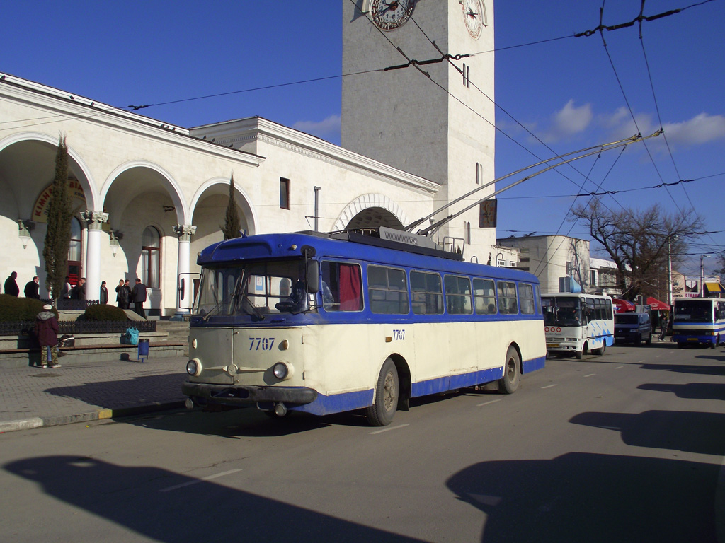 Крымский троллейбус, Škoda 9TrH27 № 7707