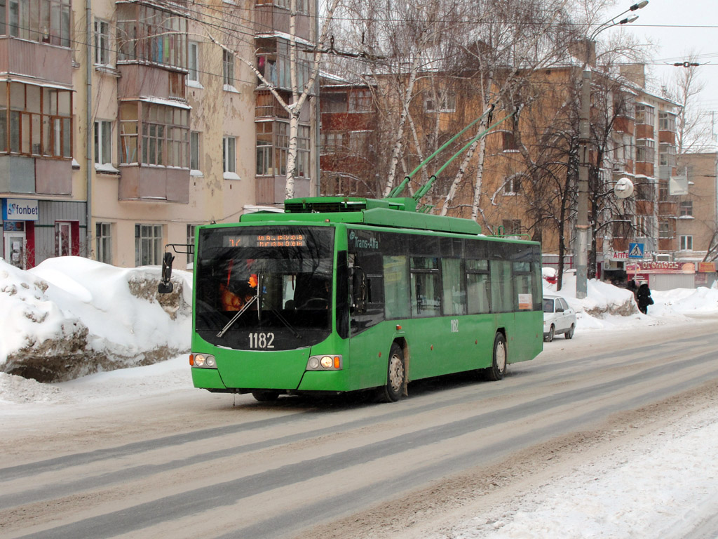 Казань, ВМЗ-5298.01 «Авангард» № 1182