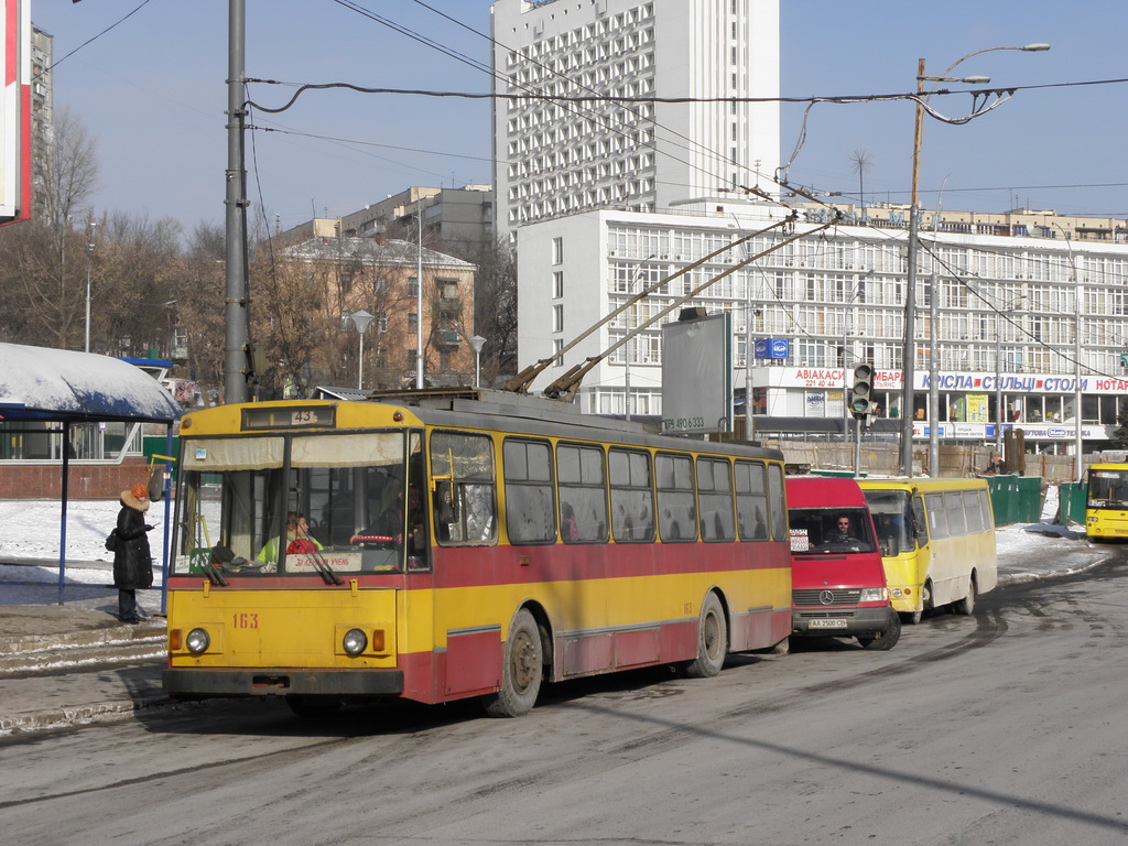 Киев, Škoda 14Tr02 № 163