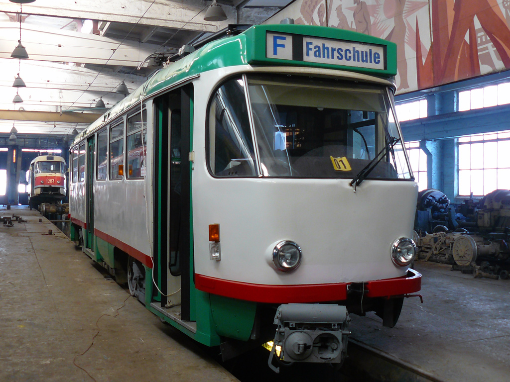 Днепр, Tatra T4DM № 1421