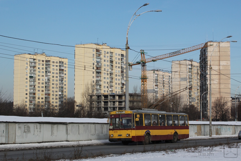 Киев, Škoda 14Tr02/6 № 2012